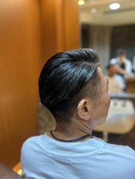 ヘアモード キクチ 銀座店 銀座　理容室　大人シチサン