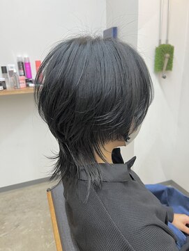 ザデイ(THE DAY) 個性派ショートウルフ