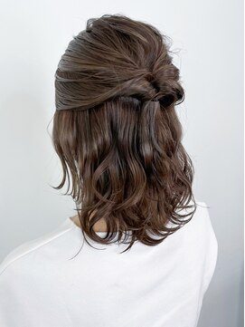 アイティー バイ アルバム 浦和店(IT by ALBUM) ラベージュハーフアップ_レッドブラウンハッシュカット_ba475441