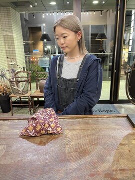 デヴェロペ(Devellope.) ホワイトベージュ