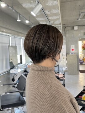 ラック(LUCK) ショートボブ/ぱっつん前髪/シルキーベージュ/ハイライト/船橋