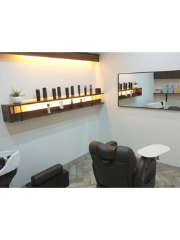 【フレスポ須賀川様すぐそば】長年培ってきた技術でお客様に寄り添い、うねりやクセのお悩みを改善します☆