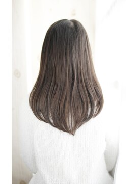 シュシュット(chouchoute) 美髪黒髪着物イルミナカラーヘルシーレイヤーデジタルパーマ/067