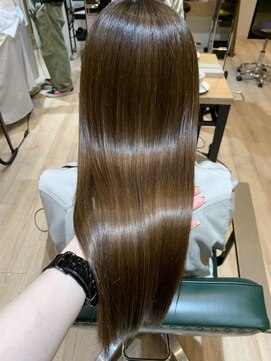 ルチナ 秦野(Lucina) ウルツヤロング(秦野)