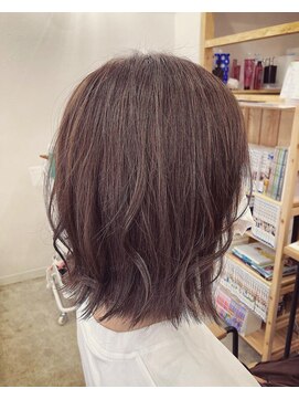 ニカ(nica) 切りっぱなしボブ