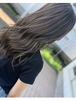 カフネ(KAHUNE)&nbsp;外国人風ハイライト