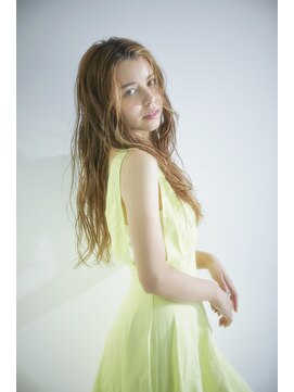 グッデイ ヘアー(GOOD DAY HAIR) ロング×パーマ　重軽ウェーブ