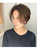 大人綺麗20代30代前下がりショートボブ丸みショートに