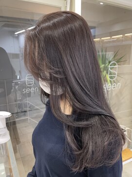 シーン(seen) 【くびれヘア×ラベンダーグレージュ】小顔カット　大人ガーリー