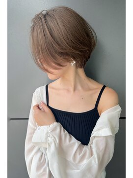 トルネード(TORNADO) ミルクティーベージュ前下がりショート n7.12