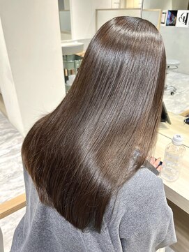 ラベスト キョウト(LOVEST) 【TONO STYLE 128】グレージュで魅せる大人ツヤロング