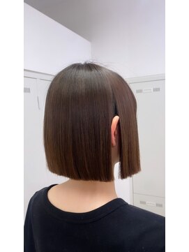 アッシュ 下北沢店(Ash) ぱつっとストレートボブ