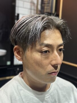 オトコデザイン(OTOKO DESIGN) センターパート ダブルカラー ブリーチ メンズ