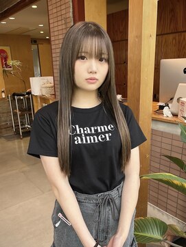 ジジ プラス デザイン(GIGI+design) greige