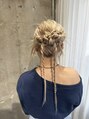 天神美容室 実はこの子、羽エクステ付いてます！アレンジも出来るエクステ！