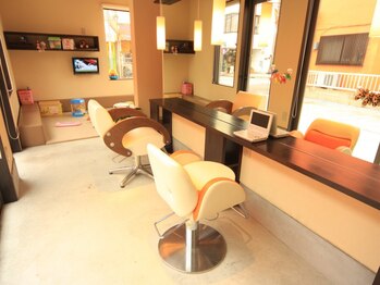 ヘアサロン ラヴィ(Hair salon Lavie)の写真/【お子様同伴可★】ママ＆パパ応援◎忙しい毎日の中でも綺麗でいたい、そんな素敵な時間をご提供します―。