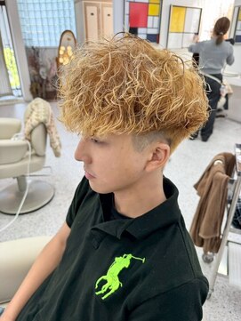 ユイマァルスロウ(YUIMARL SLOW) メンズパーマ×メンズブリーチ