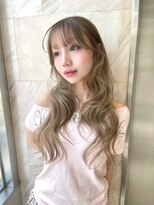 リリー(Lilley)&nbsp;ピンクブラウン×小顔レイヤー×韓国風巻き×髪質改善