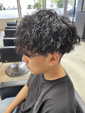 ジーナ 天神(Zina) 【Zina】メンズ/メンズパーマ/韓国/福岡/天神/大名