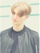 ジジバイワースホワイル(jiji by WORTH WHILE)&nbsp;刈り上げセンターパートサーフカールフェザーパーママレットヘア