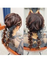 W’d BELL品川駅前店 ヘアセット/ヘアメイク/ヘアアレンジ/着付け専門店 ツイン編みおろし