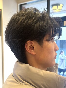 オーシャントーキョー(OCEAN TOKYO) 韓国マッシュフェザーパーマニュアンスパーマセンターパート黒髪