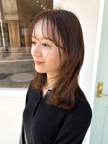 リソル(Lisol) 抜け感レイヤーミディ×艶カラーで褒められヘア