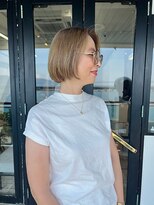 フィルム(FiLMs)&nbsp;透明感ライトベージュ/ブリーチカラー/ショートボブ