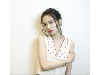 ドラマ(DORAMA)の写真/【特別な日のヘアセットに】結婚式・お呼ばれ・七五三・成人式など華やかで可愛いスタイルをご提案