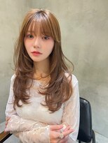 アルテ(ARTE)&nbsp;顔周りレイヤー×透明感ベージュの艶ロングヘア