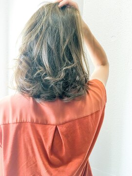 ビレントル(BRENTL) イルミナカラーで染めるアッシュカラー