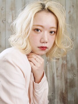 アイティーバイアルバム 下北沢店(IT by ALBUM) ハイトーンボブ_ホワイトグレージュネビージュこなれミディ_8825