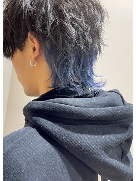 コネクト(Connect) 襟足カラーブルー ウルフカット