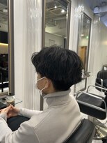 ＠shino_ne197/センターパート/波巻きスタイリング/アップバング