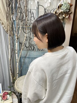 ロッティー(Rottie) ミニボブ×ラベンダーグレージュ