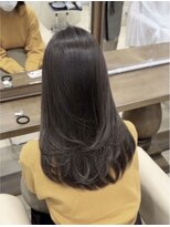 ザック ヴィ(ZACC  vie)&nbsp;レイヤーカット/セミロング/艶カラー/学割U24