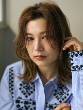 サーカス バイ ビュートリアム 青山(CIRCUS by BEAUTRIUM) 顔まわりレイヤー くびレイヤー イルミナカラー 30代40代