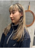 ウルフ　デザインカラー　ブリーチ　ローライト レイヤーカット