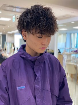 シャルムバイケンジ(Charm.by KENJE) 波巻きシャドウパーマツイストスパイラル無造作銀座メンズパーマ