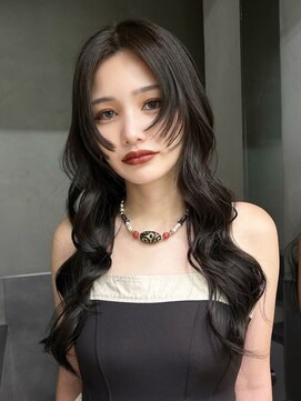 アルバム 渋谷パルコ(ALBUM) 暗めカラーおくれ毛ロング顔周りレイヤー韓国ヘア_F21032