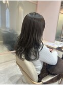 冬におすすめ☆ツヤ感たっぷりなグレージュカラー