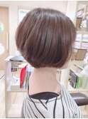ショートボブ