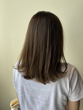 エイミー(Aimee) Aimee町田 外ハネボブ×ナチュラルグレージュ