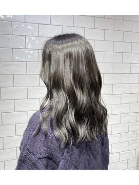 ループウエスト(LOOP WEST) 艶髪グレージュカラー