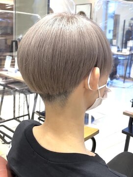 クアトログランシュ ひたちなか店(QUATRO×GranCieux) 2ブリーチ×ペールベージュ