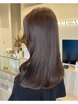 アルドラ(ALUDRA) 艶々グレージュ