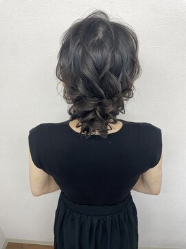 リレーション(Relation) ルーズアップスタイル