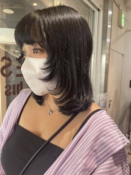 ヘアーアンドメイク ビス(HAIR&MAKE bis) 今の流行りはこれ!【レイヤースタイル】【加藤沙久楽】