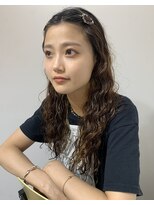 バズ(BUZZ) ロングヘアならハードパーマ＊