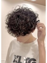 リヴ オオサカ(LIV OSAKA)&nbsp;プードルパーマ　スパイラルパーマ　サーフカール　スパイラル